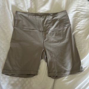 90 degree XL bike short